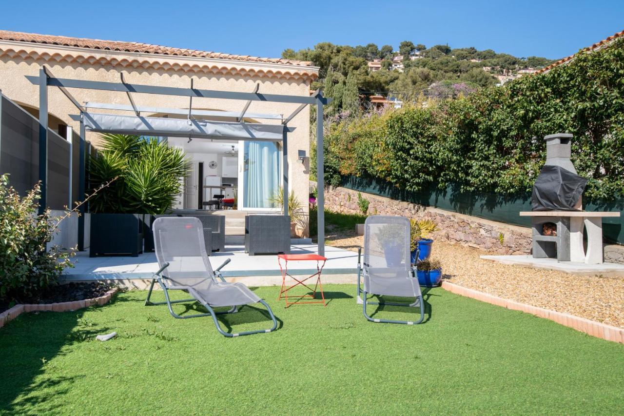 Face A La Mer Superbe Villa Terrasse Barbecue Le Pradet Carqueiranne Exterior foto