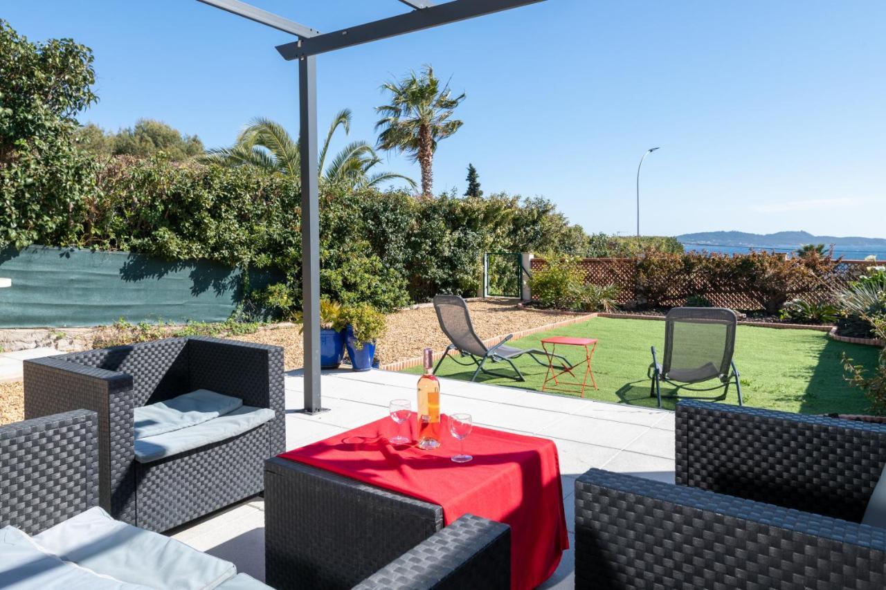Face A La Mer Superbe Villa Terrasse Barbecue Le Pradet Carqueiranne Exterior foto